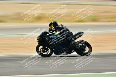 media/Sep-07-2025-TrackXperience (Sun) [[ee17e62fad]]/Level 2/Session 4 (Lower Chicane)/